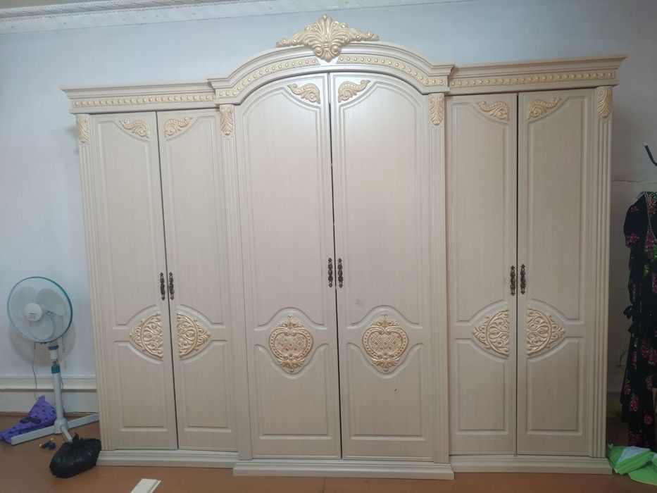 Мебель спальня в хорошем состоянии