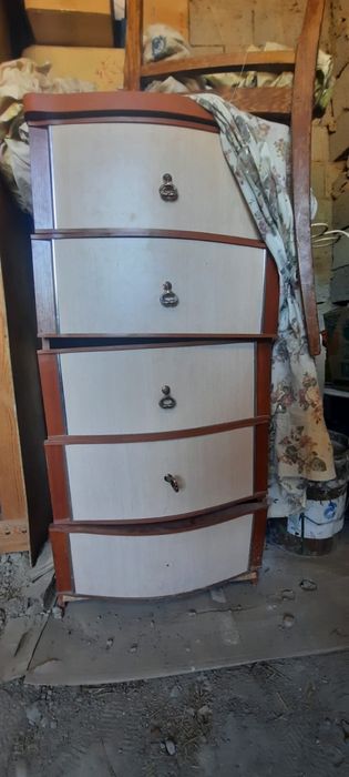 Спальный гарнитур