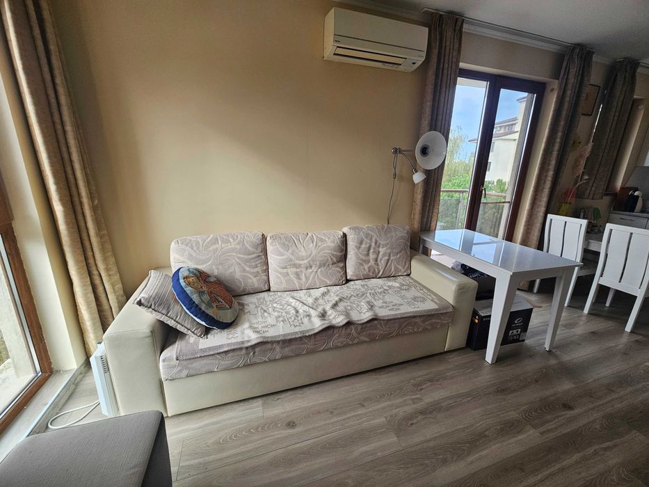 Продава се Едностаен апартамент в с. Шкорпиловци, Област Варна - 45 кв.м за 1289 €/кв.м - Снимка #1