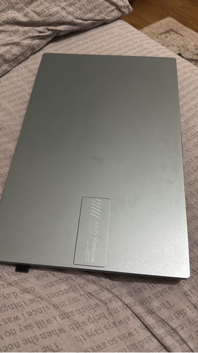 Продам ноутбук.