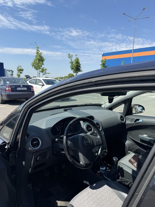 Opel corsa 1.3 2012