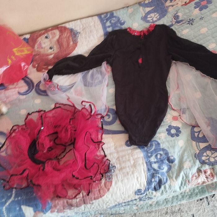 Костюм для занятий гимнастикой