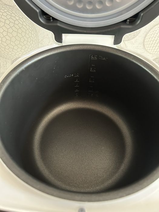 Продается мультиварка