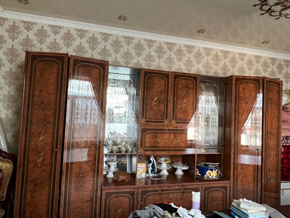 Стенка 4м *2 м       .