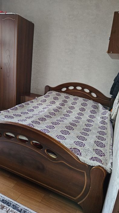 Продаётся спальня, шкаф, тумба