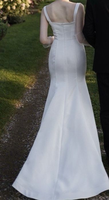 Женское белое платье