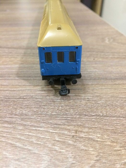 Двуетажен вагон в ТТ