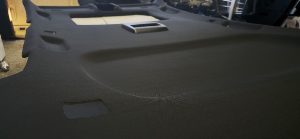 Retapitare plafon auto / montaj sisteme audio