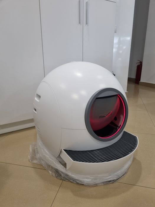 Litiera Smart cu Sistem de Curatare Automata pentru Pisici, Sterilizar