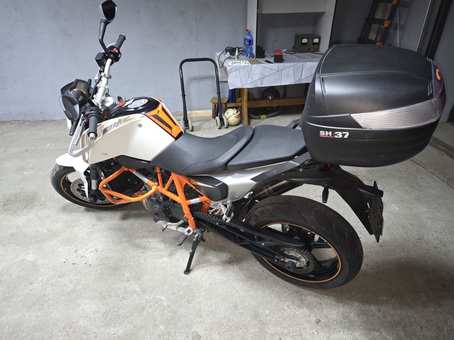Мотоцикл KTM 690 DUKE