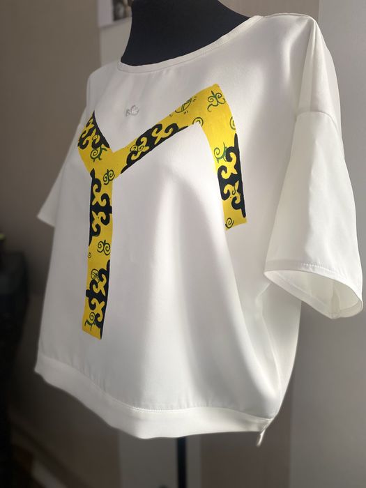 Блузон с авторским принтом