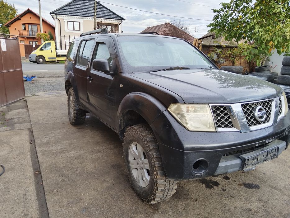 Far dreapta Nissan Pathfinder / Navara an 2004-2010
