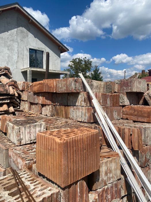 Caramida și țiglă de vanzare