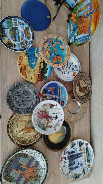 Продам тарелки сувениры на подарки