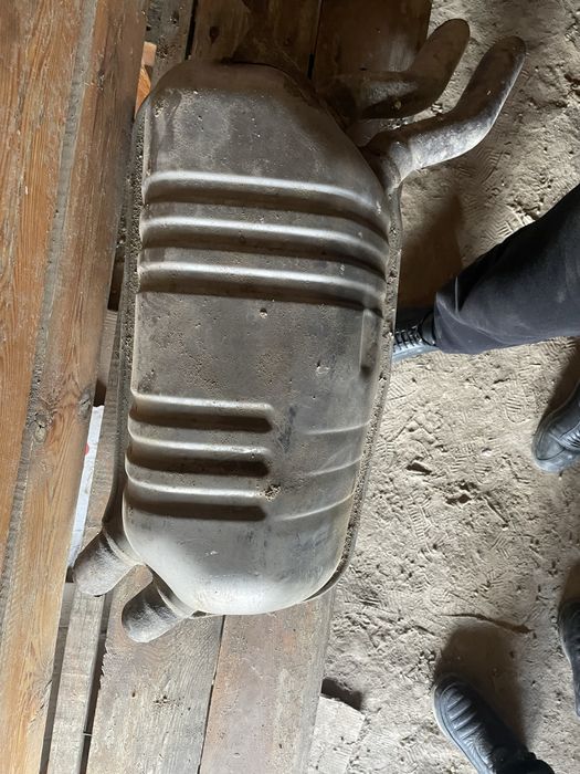 Глушитель от 210 мерс 3:2