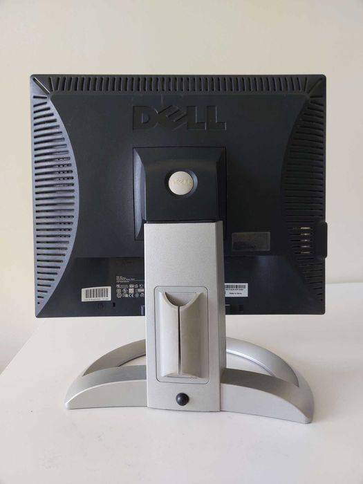 Монитори Dell 19"