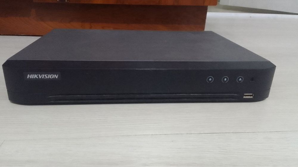 Hikvision видеонаблюдатель 700.000