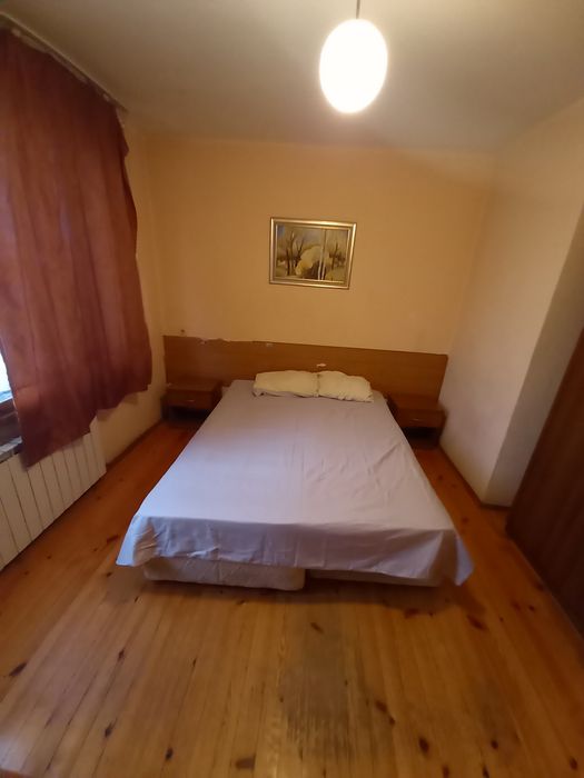Продава се Тристаен апартамент в Разлог - 81 кв.м за 580 €/кв.м - Снимка #2