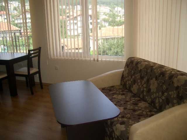 Двустаен обзаведен в кв.ВИНИЦА