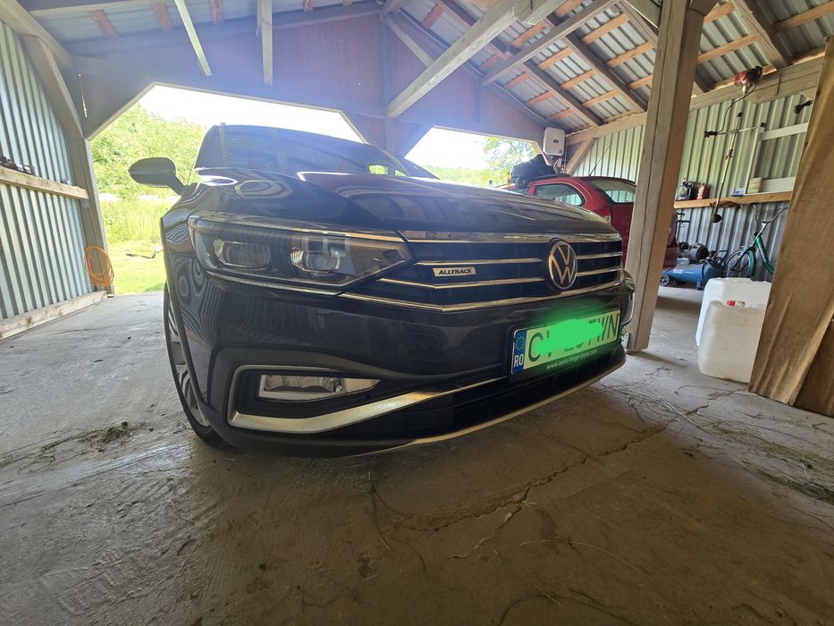 Volkswagen Passat Alltrack VW Passat Alltrack 2.0TDI 200CP DSG 4x4, LED Matrix, Navigatie