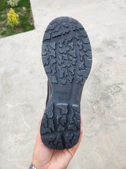 Himoya oyoq kiyimi. Uvex