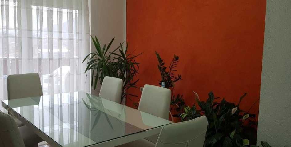 Дава се под наем Тристаен апартамент в Пловдив, Център - 90 кв.м за 331.5 € - Снимка #1