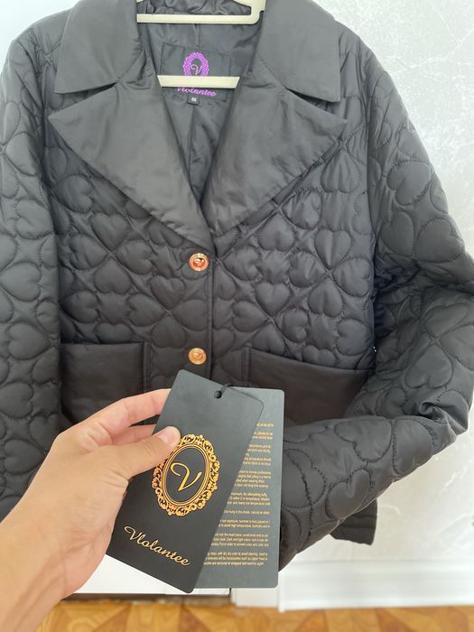 Женский ветровка