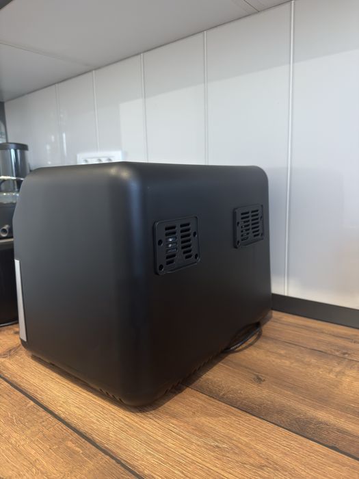 Friteuza cu aer cald hisense