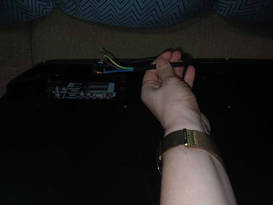 Телевизор Samsung 32'