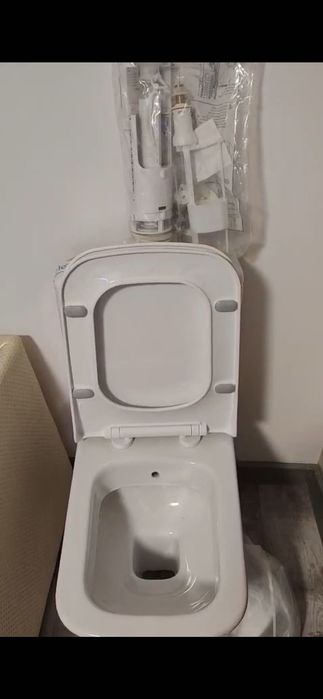 Vas toaletă cu bideu inclus cu scurgere in pardoseală