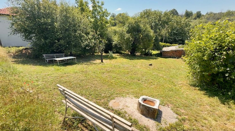 Реновирана къща в красиво село близо до Ловеч