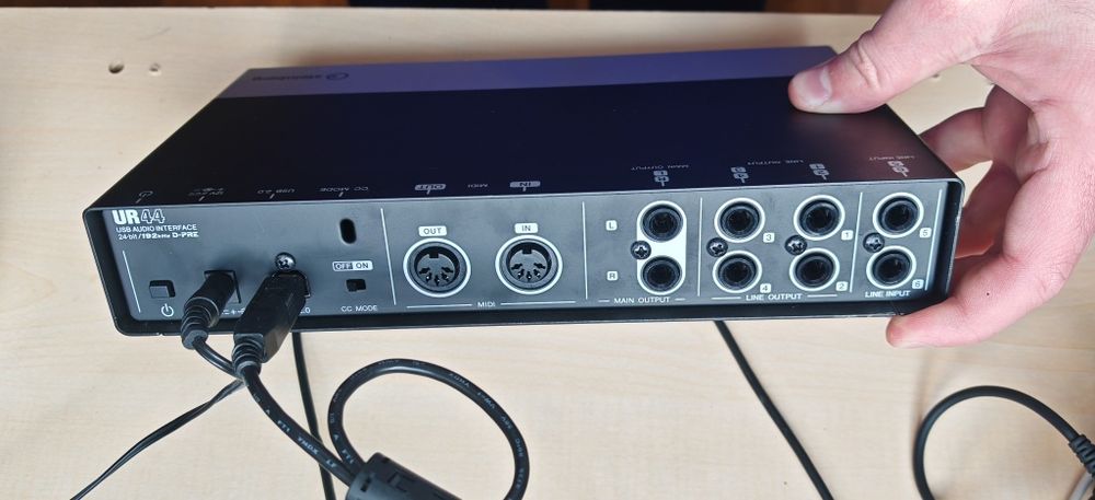 Placă de sunet Steinberg UR 44