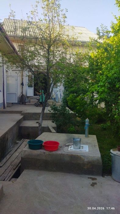 Qarshi shaxar markazidan 4 sotixli hovli