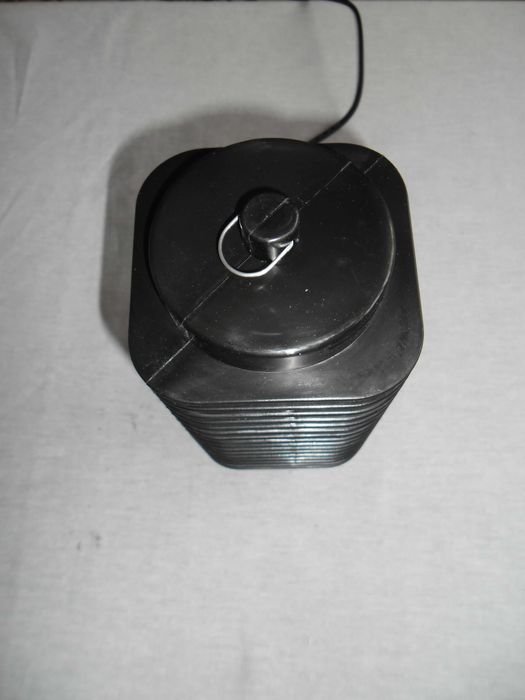 Лампа против насекоми с UV лъчи.