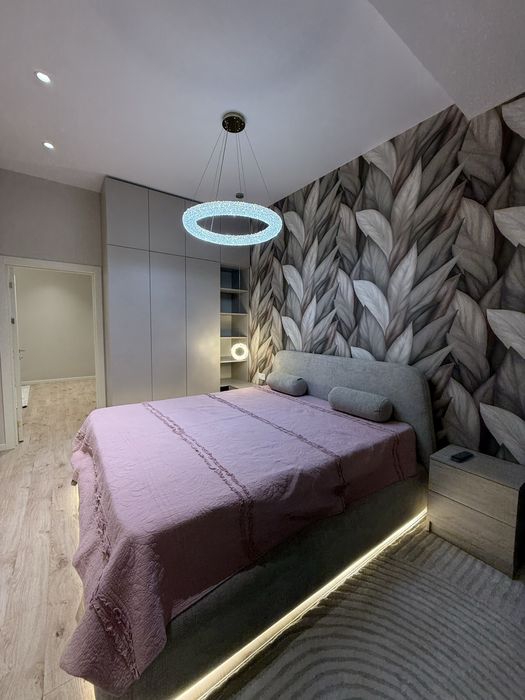 Сдается 2-комнатная квартира в новостройке на БИЙ