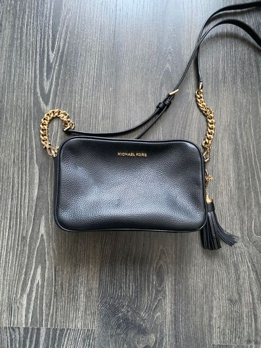 Michael kors чанта