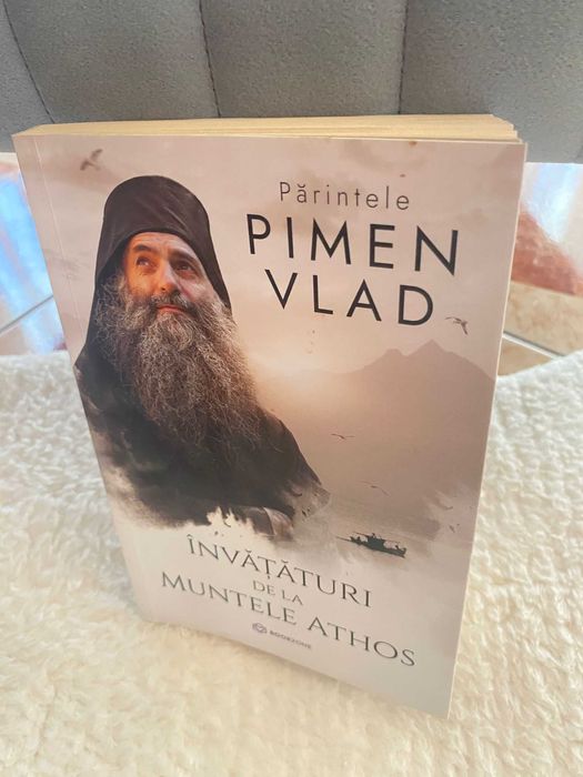 carte Invataturi de la Muntele Athos - Pimen Vlad, nou/citit 1 data