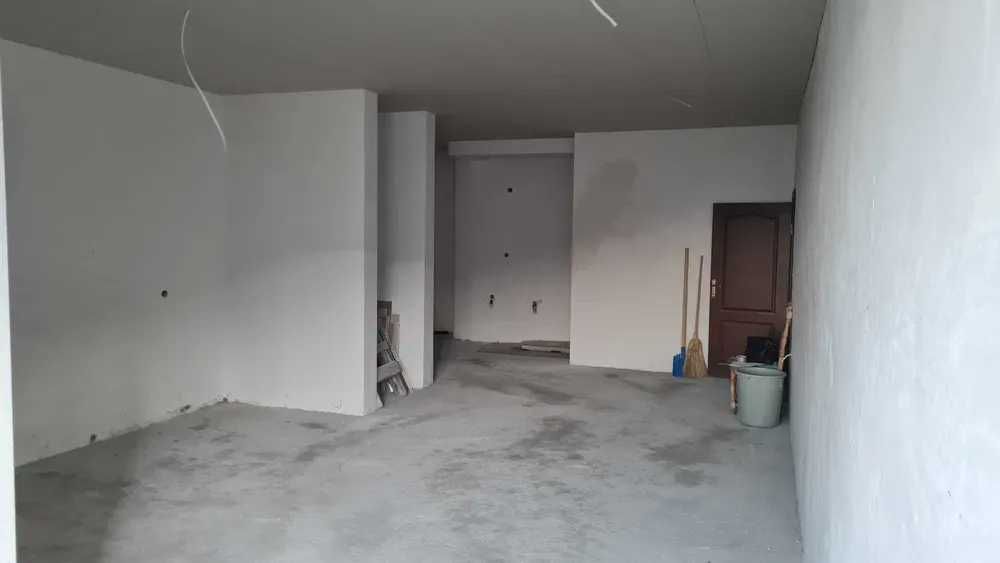 Продава се Тристаен апартамент в Асеновград - 122 кв.м за 709 €/кв.м - Снимка #2