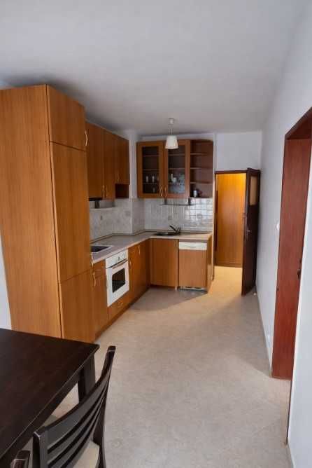 Тристаен апартамент под наем Младост 3