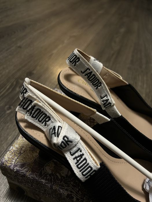 Pantofi Christian Dior