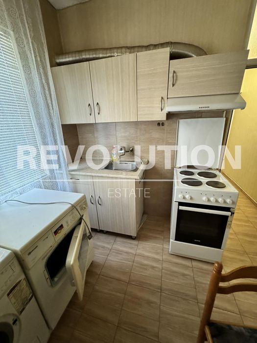 Дава се под наем Двустаен апартамент в Пловдив, Тракия - 65 кв.м за 350 € - Снимка #2