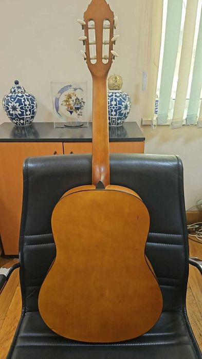 Продается  Гитара  (НОВАЯ)