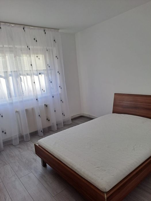 De inchiriat apartament