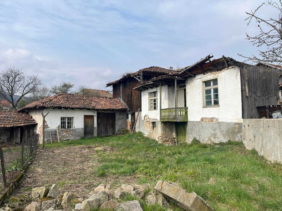 Продава се Къща в Клисура - 66 кв.м за 260 €/кв.м - Снимка #2