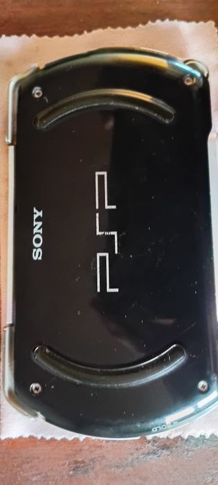 PsP-go в отличном состоянии прошитая