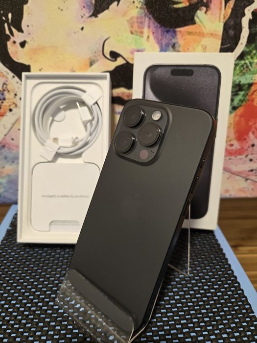 iPhone 15 Pro   .