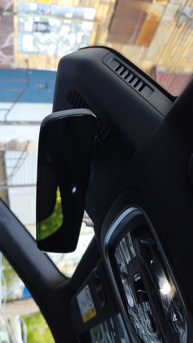 Видеорегистратор Geely Monjaro