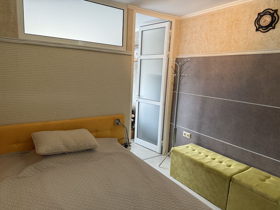 Продава се Двустаен апартамент в Русе, Център - 25 кв.м за 2600 €/кв.м - Снимка #11