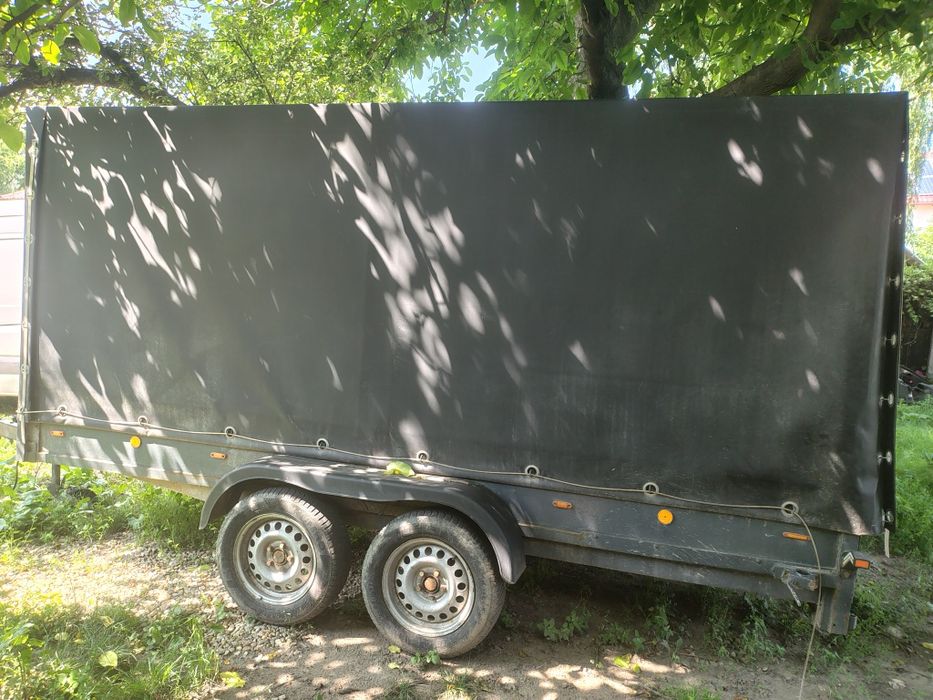 Remorca 2 tone schimb cu stivuitor