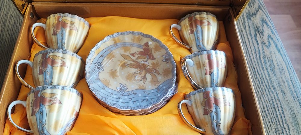 Yamasen златен сервиз